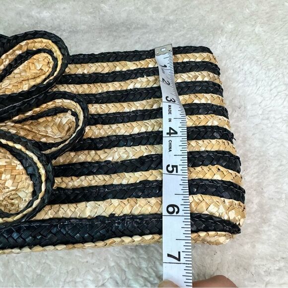 MudPie Clutch Flower Handbag Natural Woven Wheat Straw black Gold Accent Stripes - Picture 14 of 16